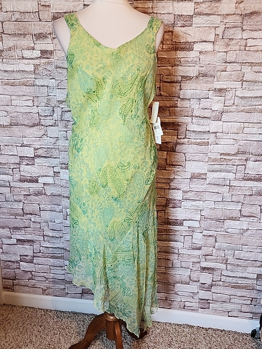 Jonathan Martin Studio Brand New Green Paisley Sleeveless Dress